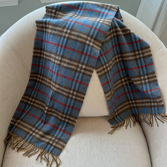 BURBERRY VINTAGE 100% CASHMERE SCARF BLUE, BEIGE, BROWN AND RED WITH FRINGE - Picture 7 of 8